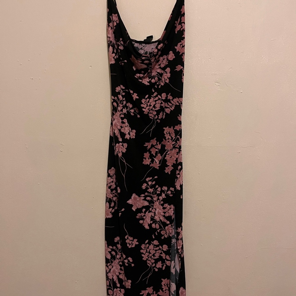 Windsor floral dress black and pink. Size small